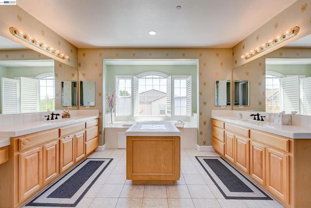 4951 GRAYHAWK CT, Dublin, CA 94568