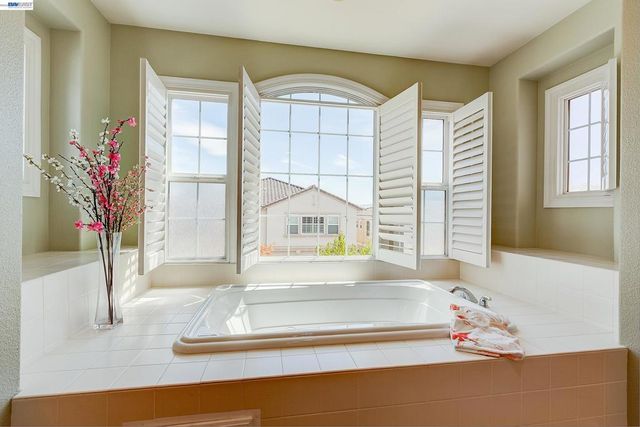 4951 GRAYHAWK CT, Dublin, CA 94568
