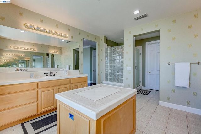 4951 GRAYHAWK CT, Dublin, CA 94568