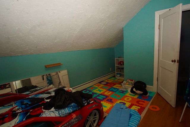 20 Brightwood Ave, Worcester, MA 01604