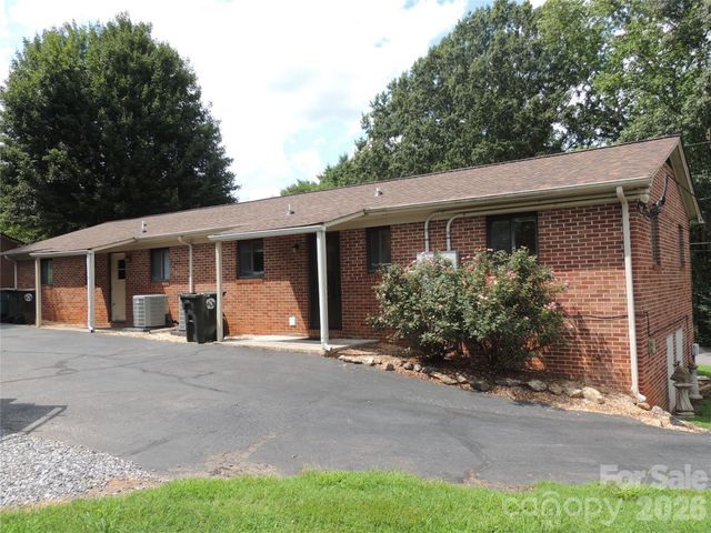 409 East K Street E, Newton, NC 28658
