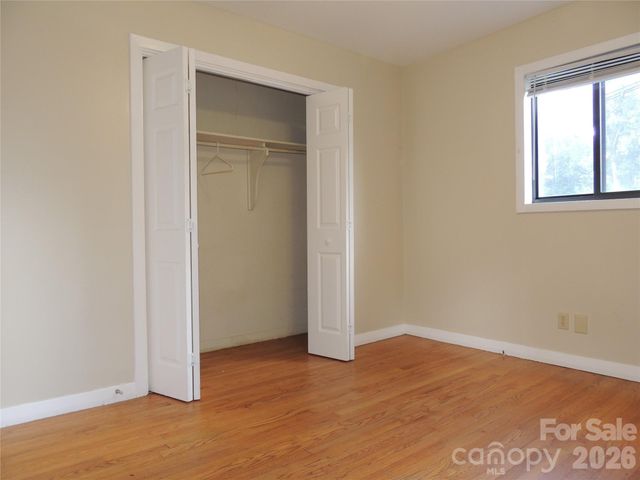 409 East K Street E, Newton, NC 28658