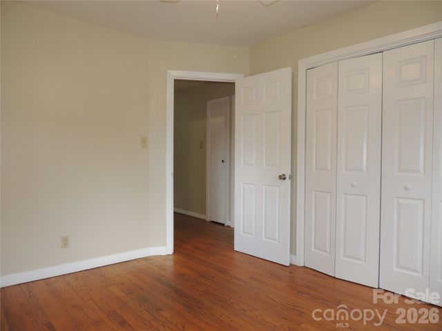 409 East K Street E, Newton, NC 28658