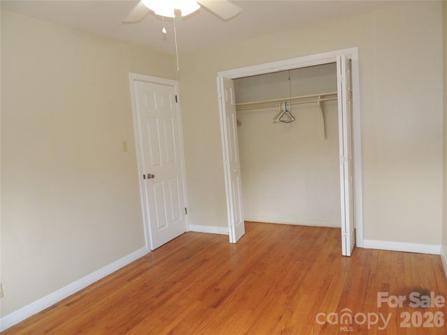 409 East K Street E, Newton, NC 28658