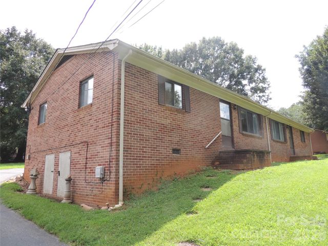 409 East K Street E, Newton, NC 28658