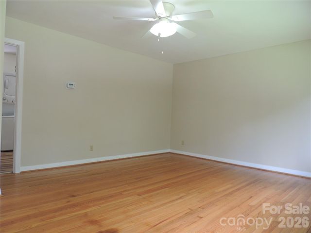409 East K Street E, Newton, NC 28658