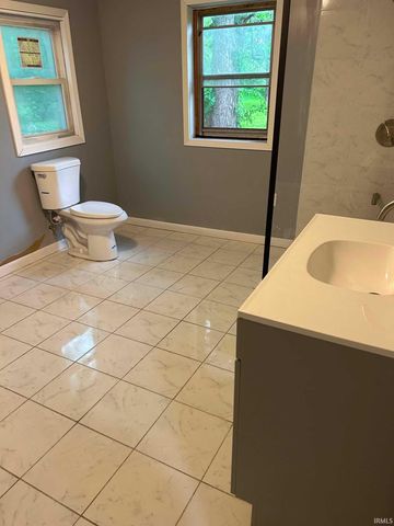 713 S Lancaster Road, Muncie, IN 47302