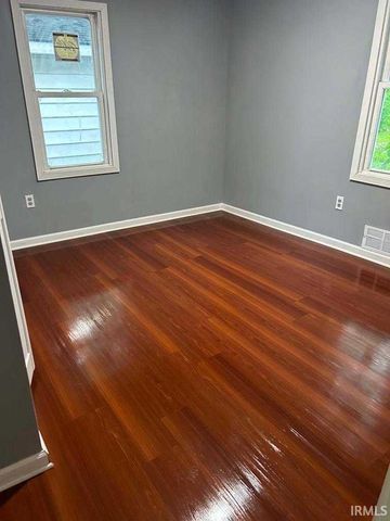 713 S Lancaster Road, Muncie, IN 47302