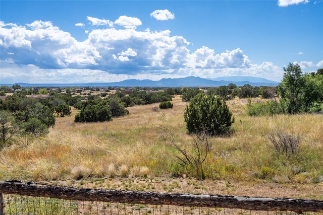 15 Monte Alto Road, Santa Fe, NM 87508