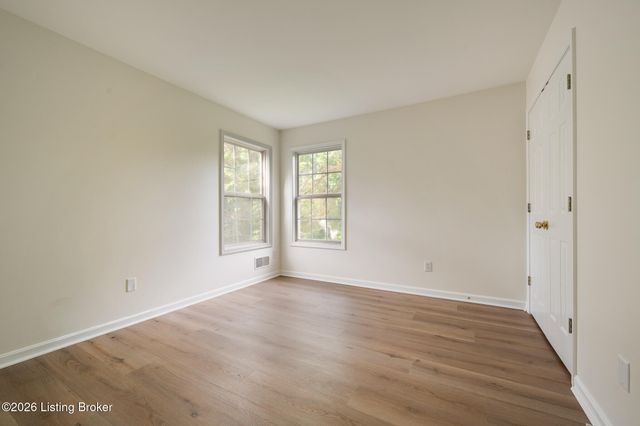 4306 Stone Glen Rd, Louisville, KY 40241