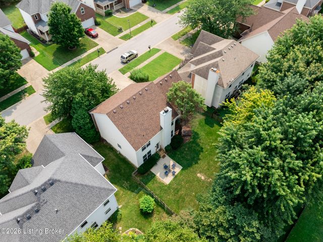 4306 Stone Glen Rd, Louisville, KY 40241