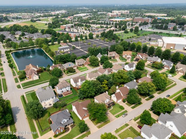 4306 Stone Glen Rd, Louisville, KY 40241