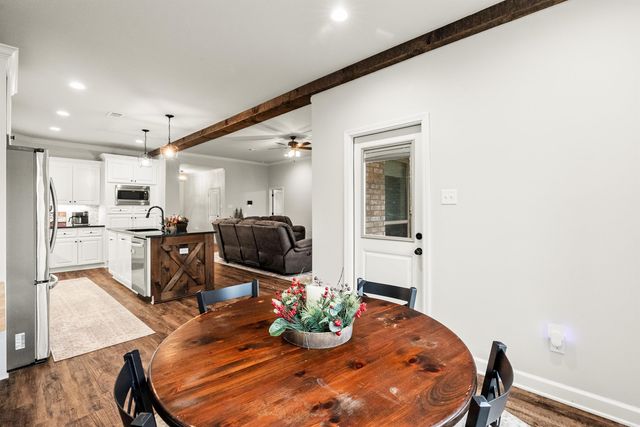 104 Hayden, Beebe, AR 72012