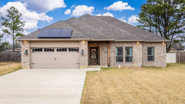 104 Hayden, Beebe, AR 72012