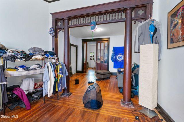 257 Western Avenue, Albany, NY 12203