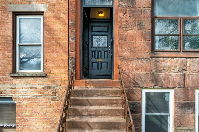 257 Western Avenue, Albany, NY 12203