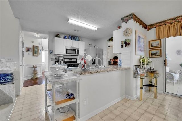 1611 Hathaway Place NW Place, Kennesaw, GA 30144