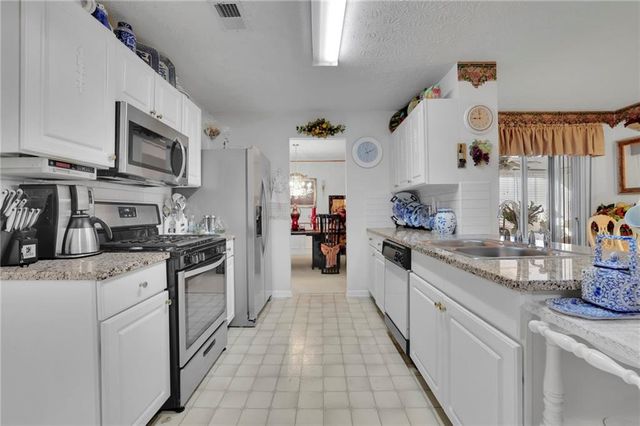 1611 Hathaway Place NW Place, Kennesaw, GA 30144