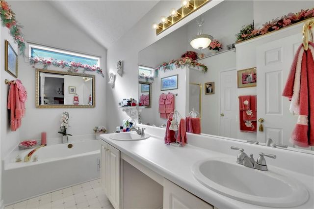 1611 Hathaway Place NW Place, Kennesaw, GA 30144