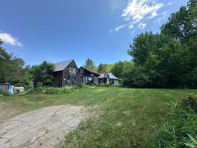 616 Coppermine Road, Corinth, VT 05039