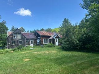 616 Coppermine Road, Corinth, VT 05039