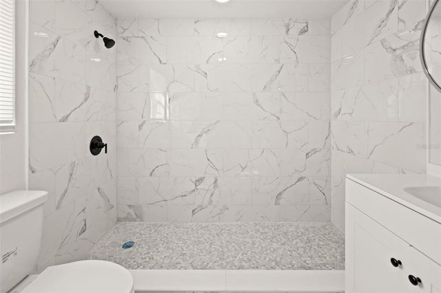 3817 W BAY TO BAY BOULEVARD B, Tampa, FL 33629