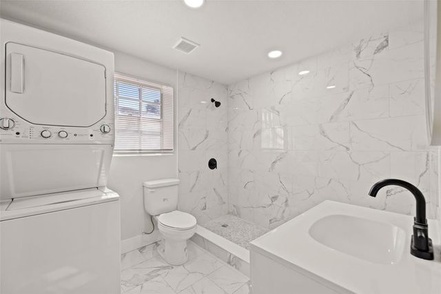 3817 W BAY TO BAY BOULEVARD B, Tampa, FL 33629