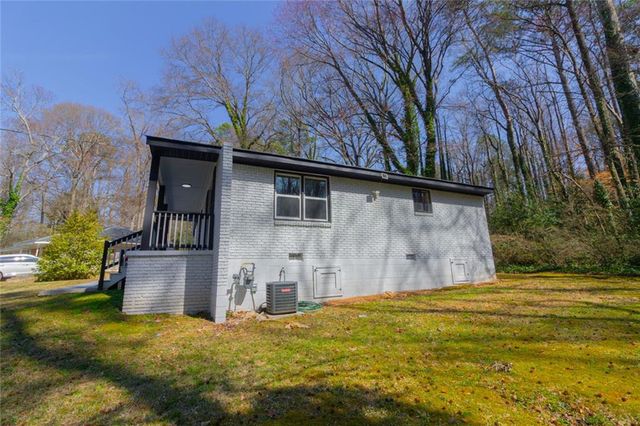 4324 Greenleaf Lane, Forest Park, GA 30297