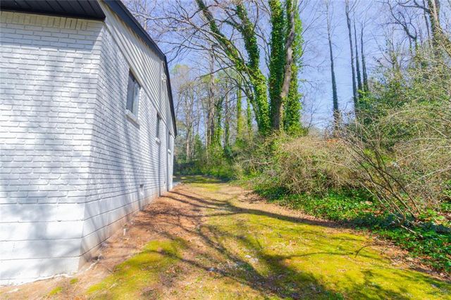 4324 Greenleaf Lane, Forest Park, GA 30297