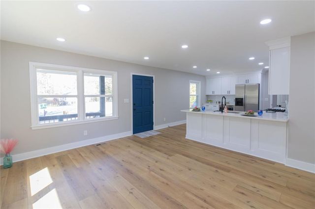 4324 Greenleaf Lane, Forest Park, GA 30297