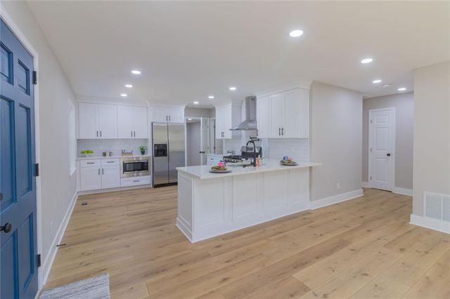 4324 Greenleaf Lane, Forest Park, GA 30297