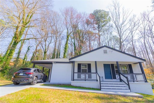 4324 Greenleaf Lane, Forest Park, GA 30297