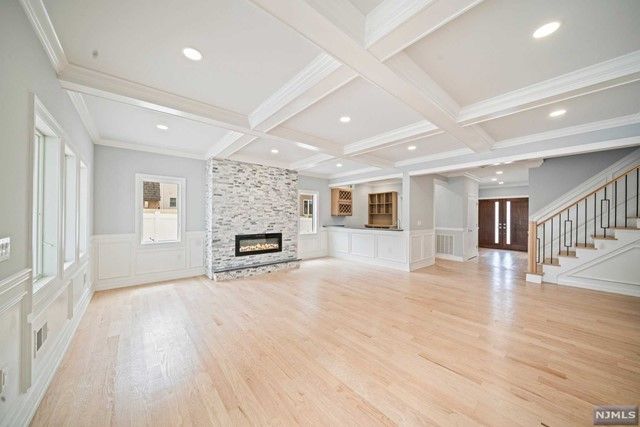 173 Santiago Avenue, Rutherford, NJ 07070