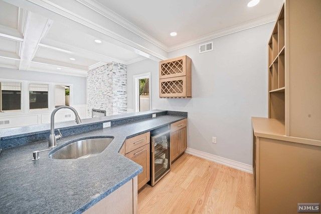 173 Santiago Avenue, Rutherford, NJ 07070