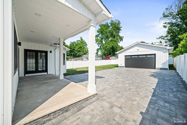 173 Santiago Avenue, Rutherford, NJ 07070