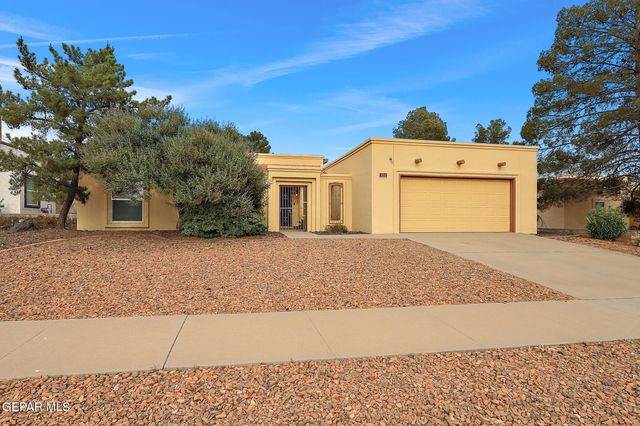 608 LA CHAPA Avenue, El Paso, TX 79912
