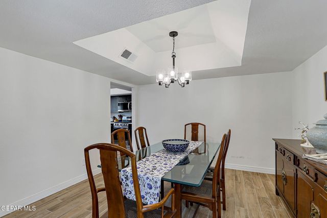 608 LA CHAPA Avenue, El Paso, TX 79912