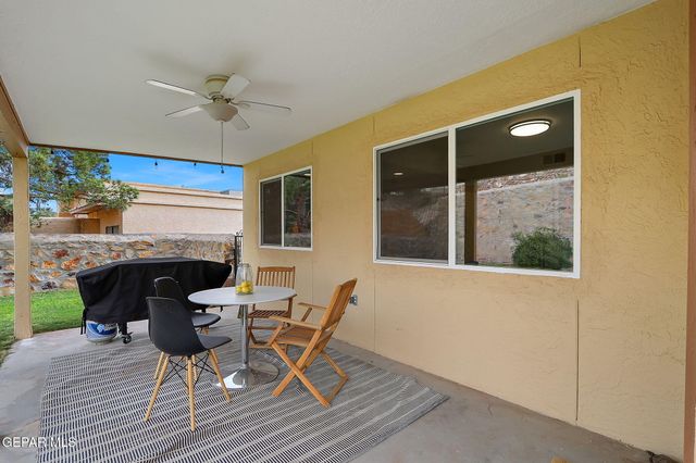 608 LA CHAPA Avenue, El Paso, TX 79912