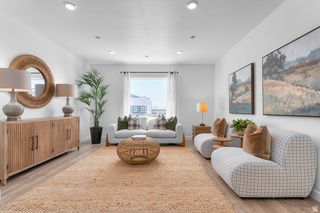 328 E 1275 N #120, Harrisville, UT 84404