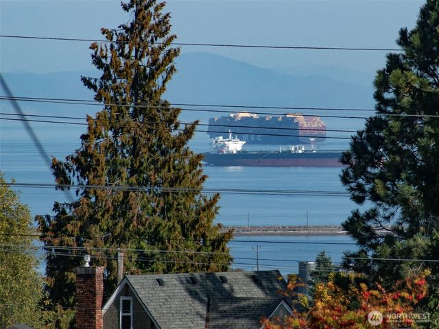 429 E Whidby Avenue, Port Angeles, WA 98362