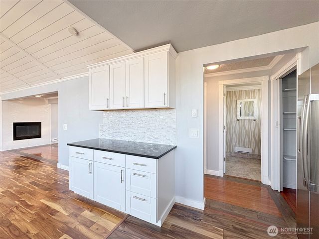 429 E Whidby Avenue, Port Angeles, WA 98362