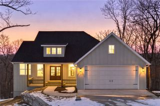 26 Carew Drive, Bella Vista, AR 72714