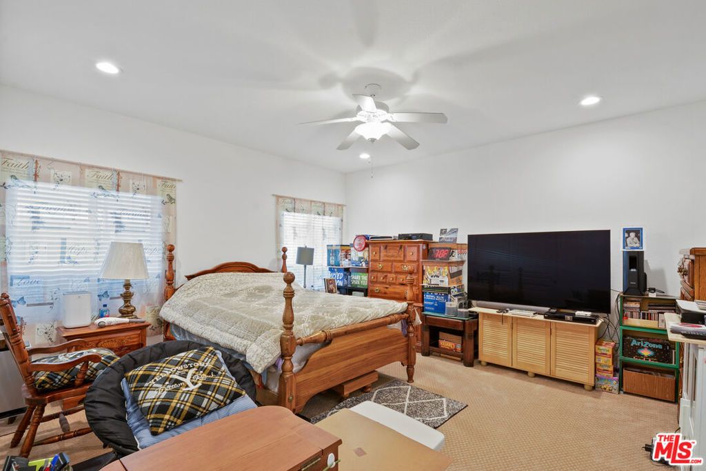 Image 13 of property listing at 17700 S Avalon Boulevard 156, Carson, CA 90746