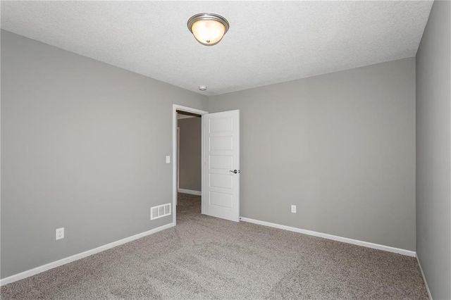 11034 N Corrington Avenue, Kansas City, MO 64156