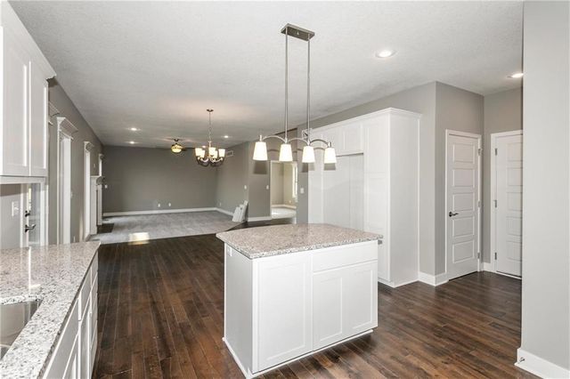 11034 N Corrington Avenue, Kansas City, MO 64156