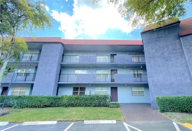 8450 Lagos De Campo Boulevard 206, Tamarac, FL 33321