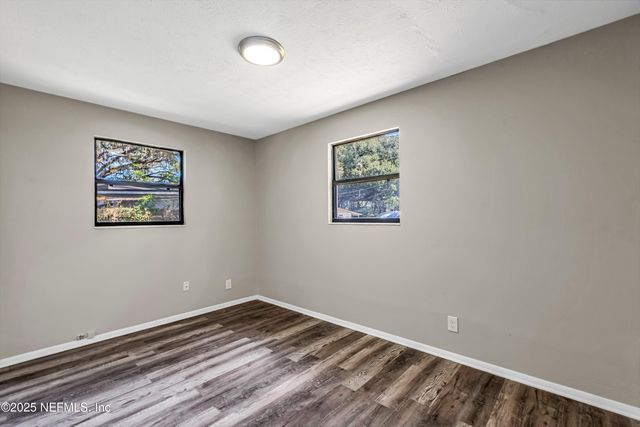 2514 RED ROBIN Drive E, Jacksonville, FL 32210