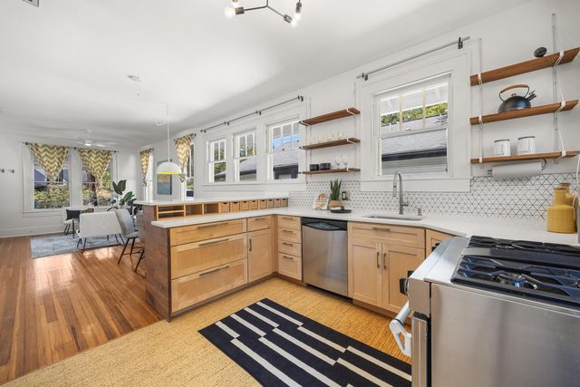 711 Patterson Ave, Austin, TX 78703