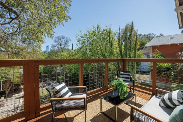 711 Patterson Ave, Austin, TX 78703