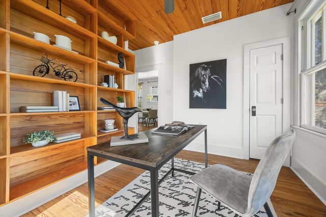 711 Patterson Ave, Austin, TX 78703